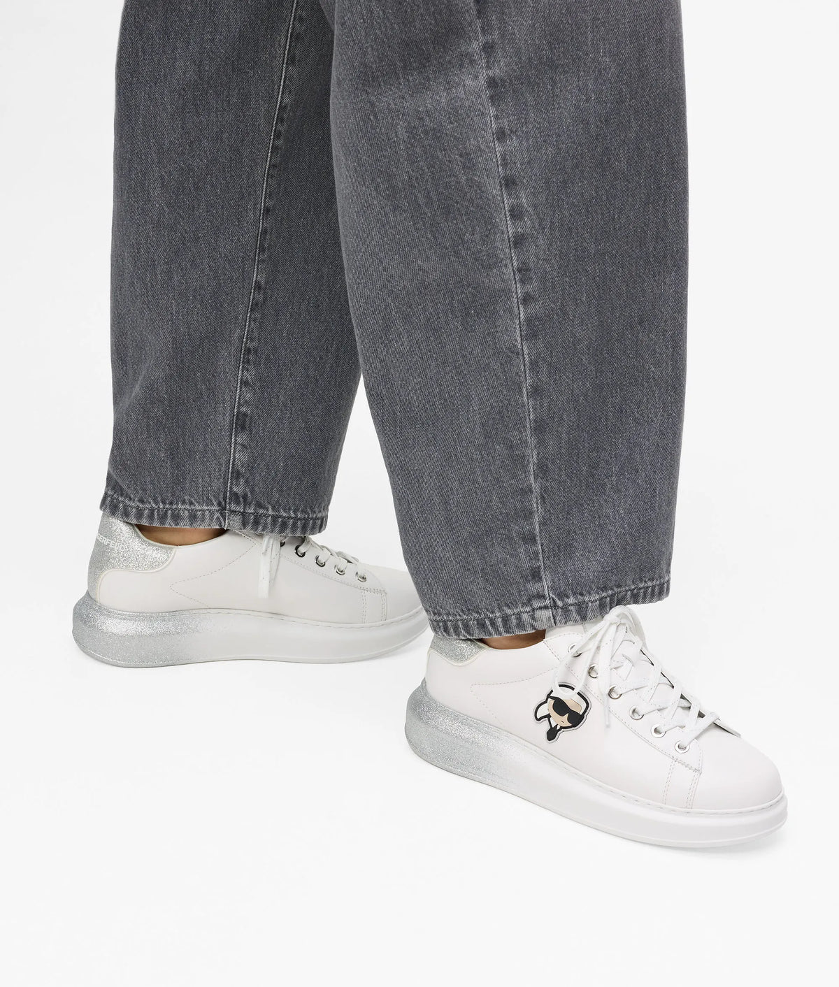 Ikon NFT Kapri Ombre sneakers