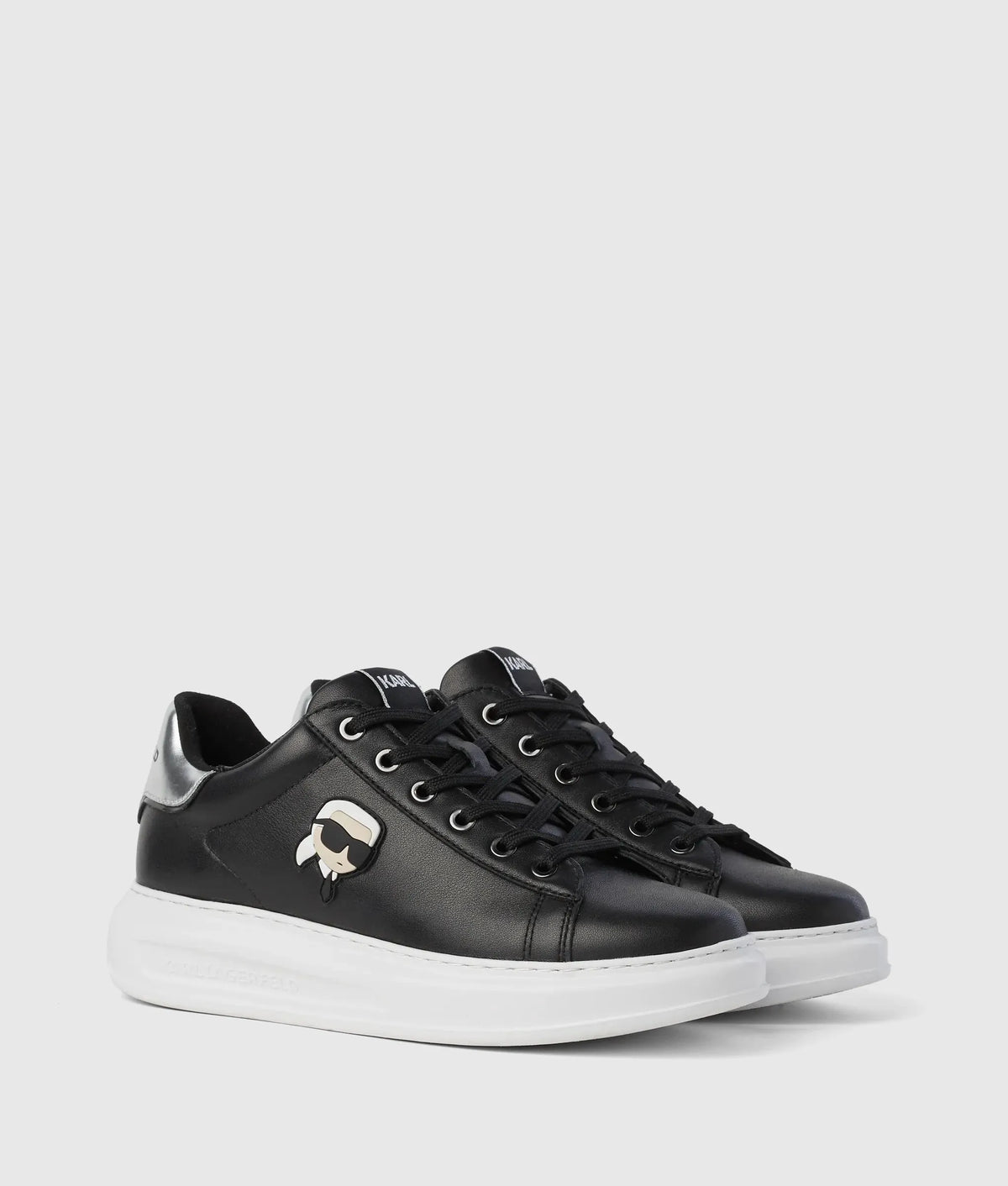 Ikon NFT Kapri sneakers