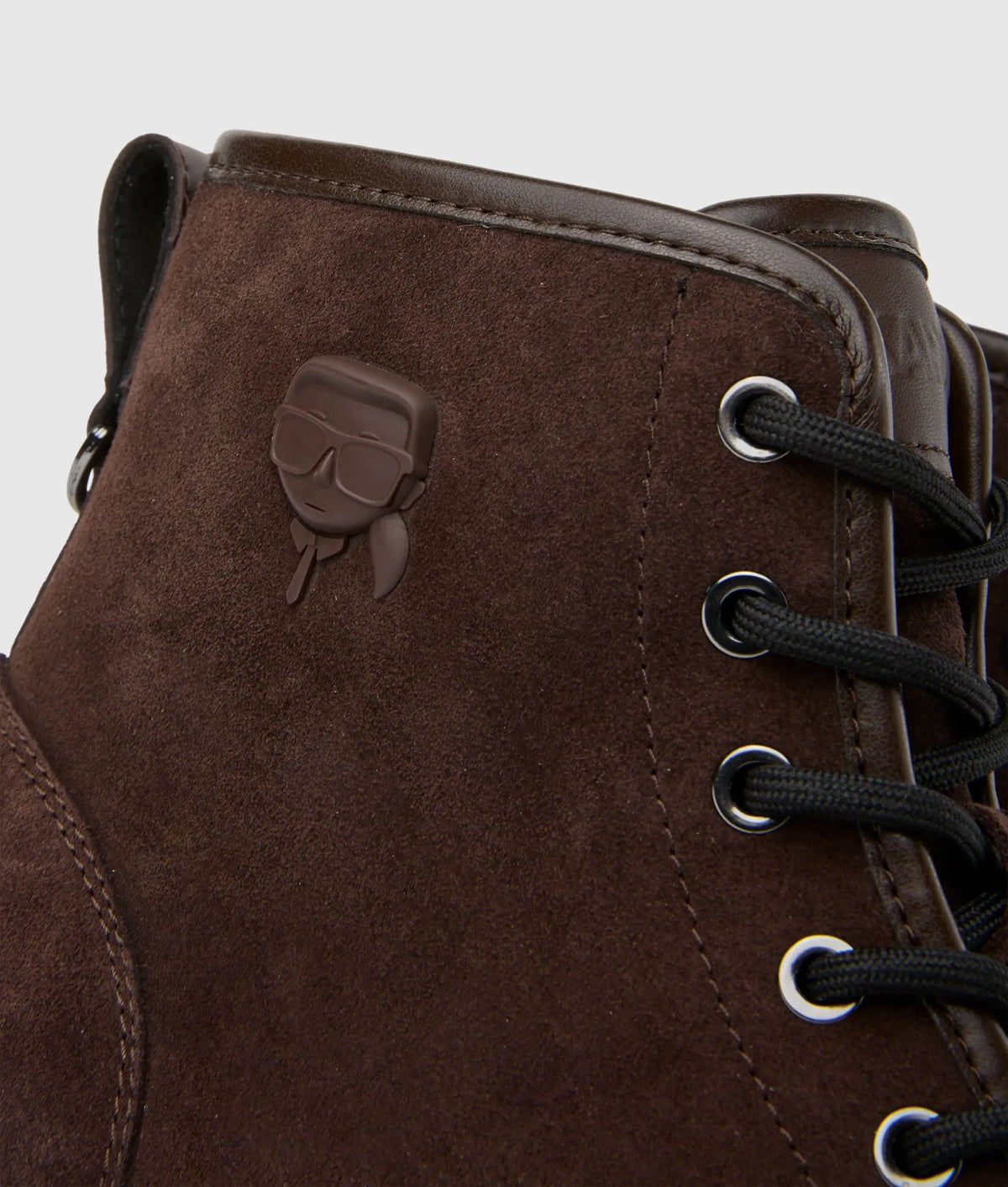 Ikon NFT Trekka boots