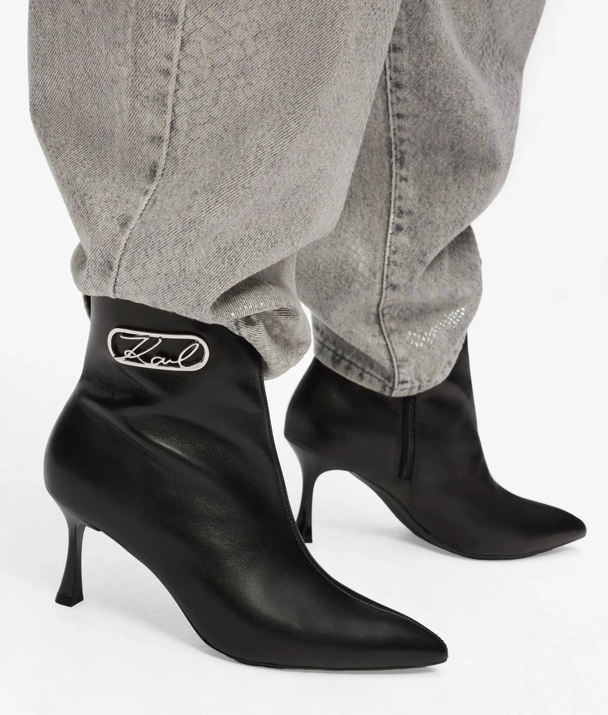Sienna Signature ankle boots
