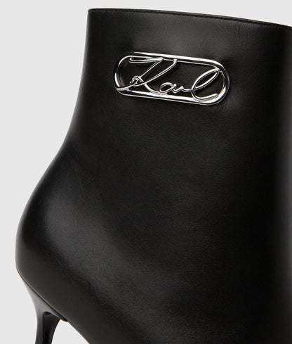 Sienna Signature ankle boots