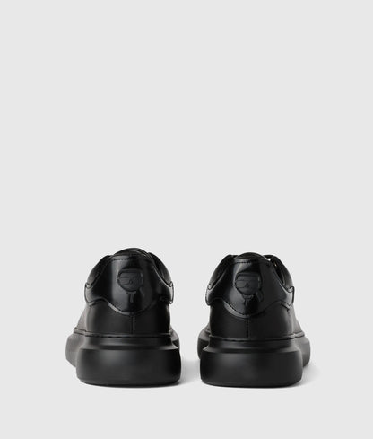 Ikon NFT kore sneakers