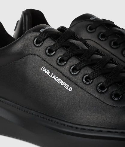 Ikon NFT kore sneakers