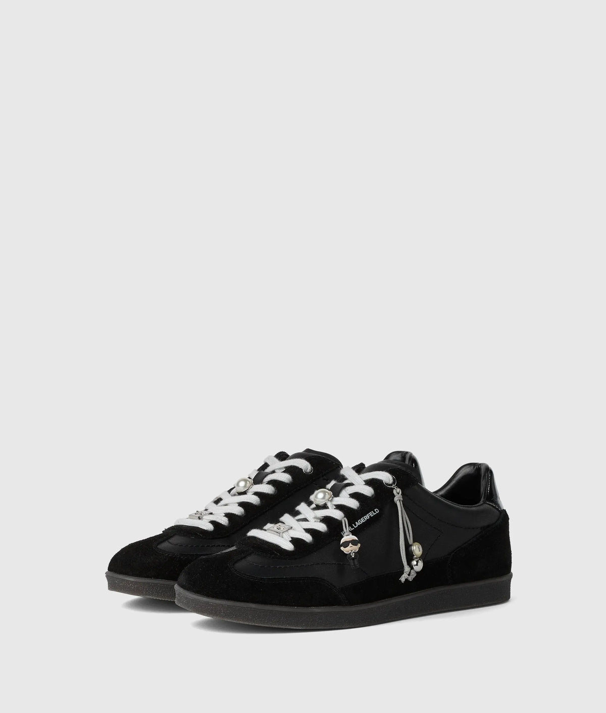 Kandidate Ikon charms sneakers